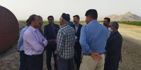 بررسی مشکلات برخی ازکشاورزان مرکز شهرستان خنداب