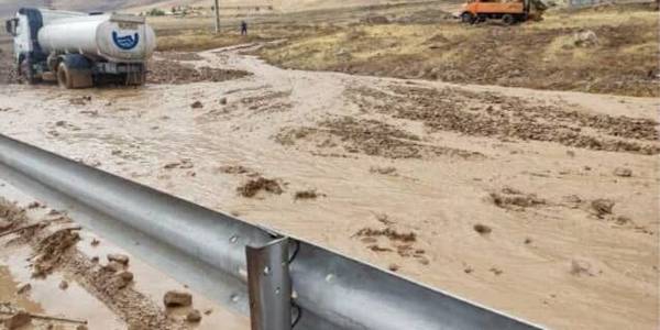 فرمانداران استان مرکزی برای مقابله با سیل احتمالی در آماده‌باش کامل باشند