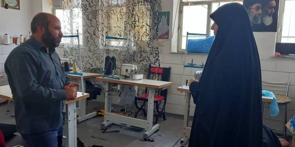 بازدید سرکار  خانم  اختری  مدیر کل  محترم  دفتر  امور زنان  وخانواده  وزارت  کشور  و هیات  همراه  ایشان از  مرکز  تعالی  محله  و دو کارگاه شیشه ای  تیباکس در  کوی  ناصری  .1401-04-31