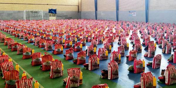 حضور فرماندار خنداب در آئین کمک های مومنانه