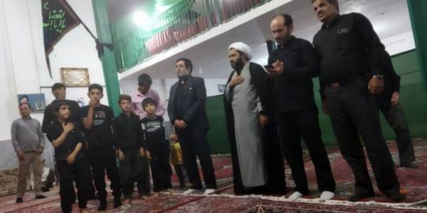 حضور فرماندارخنداب در جمع عزاداران امام حسین(ع)