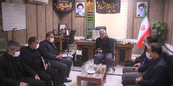 نشست مدیران عامل شرکت گاز و پخش فرآورده های نفتی استان با فرماندار شهرستان خمین برگزار شد