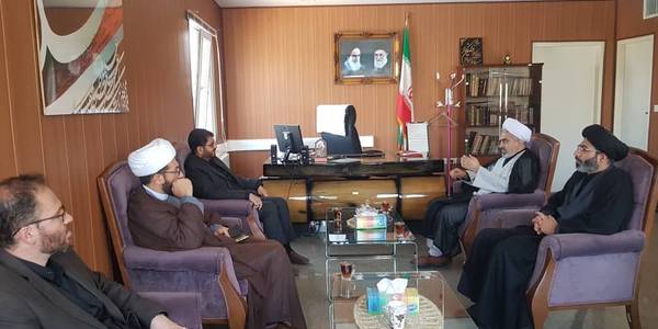 آیین تکریم و معارفه        :