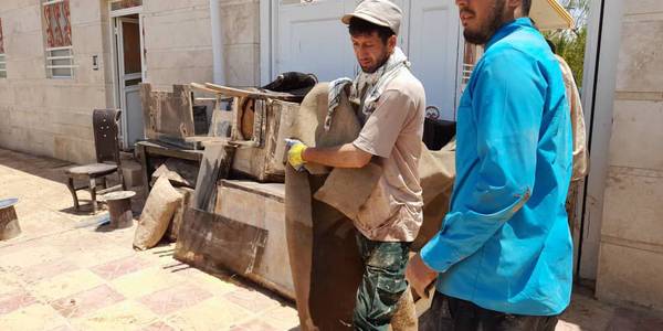 امداد رسانی روستای آهنگران