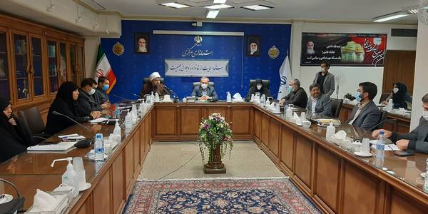 دومین جلسه ستاد حمایت از خانواده و جوانی جمعیت استان به ریاست جناب آقای  مخلص الائمه استاندار محترم مرکزی ،به همت اداره کل امور زنان و خانواده درسالن جلسات امیر کبیر استانداری در 1401-05-23 ساعت  11 برگزارگردید .