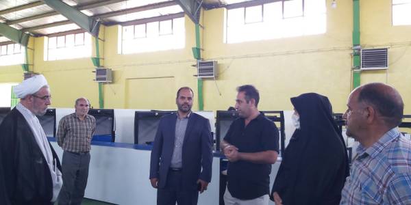 ️ بازدید فراهانی سرپرست فرمانداری به اتفاق حجت الاسلام و المسلمین طاووسی امام جمعه و آشتیانی معاون فرماندار از آخرین وضعیت و خط تولید شرکت یکتا شیمی صنعت اوراسیا