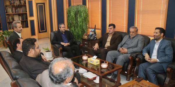 دیدار جولائی مدیر کل دیوان محاسبات استان مرکزی به همراه انعامی مدیر کل راه و شهرسازی ، عسگری مدیرکل بنیاد مسکن انقلاب اسلامی و جهانی مدیرکل راهداری و حمل و نقل جاده ای استان مرکزی با مهدی الیاسی معاون استاندار و فرماندار ویژه شهرستان ساوه.