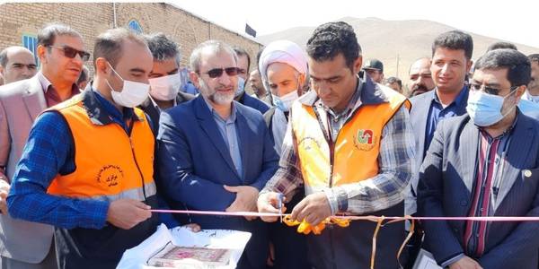 "بمناسبت هفته دولت و با حضور استاندار مرکزی ۹۱ طرح عمرانی و اقتصادی در شهرستان خنداب به بهره برداری رسید"