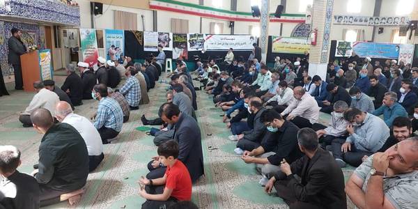 حضور فرماندارشهرستان  در نماز جمعه