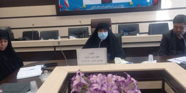 برگزاری جلسه امور زنان و خانواده شهرستان خنداب با حضور مفتح زاده مدیرکل زنان و خانواده استانداری