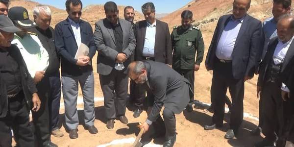 افتتاح دو پروژه و یک کلنگ زنی در روستای قزلجه