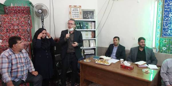 تشکیل چهارمین میز خدمت هفته دولت سال ۱۴۰۱ در مسجد روستای خانک شهرستان تفرش