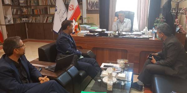 جلسه رفع موانع پروژه ۸۱۰۰ واحدی طرح جهش مسکن در شهر اراک برگزار گردید.