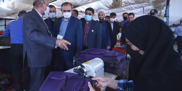 بازدید از پروژه تولید کیف و کفش و چمدان پارس روستای دهشیر خان شهرستان خنداب