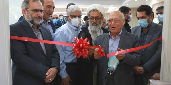 مرکز دیالیز علیرضا پرنیان پور افتتاح شد.