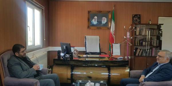 دیدار و گفتگو                                                                     :