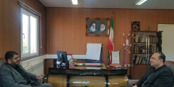 دیدار و گفتگو                                                                                     :