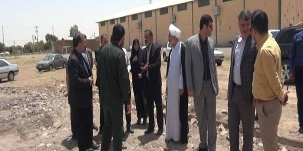 بازدید  از زمین اختصاصی چمن شهر پرندک