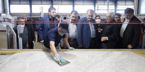 بازدید و بررسی میدانی شرکت‌ سنگستان و طرح ایجاد کارخانه شیشه سولار

پنج‌شنبه ۱۰ شهریور ۱۴۰۱