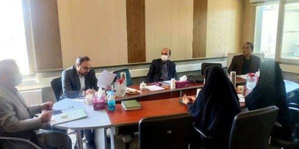 جلسه با حضور رییس محترم دادگستری