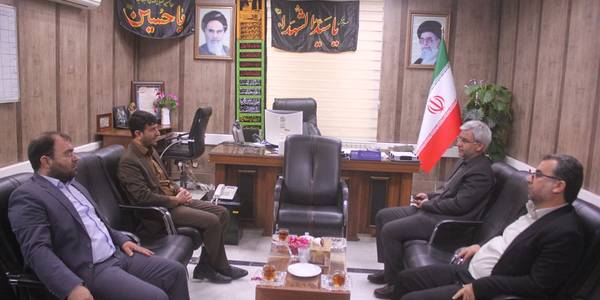 نشست رئیس دادگستری و دادستان عمومی و انقلاب خمین با فرماندار شهرستان برگزار شد