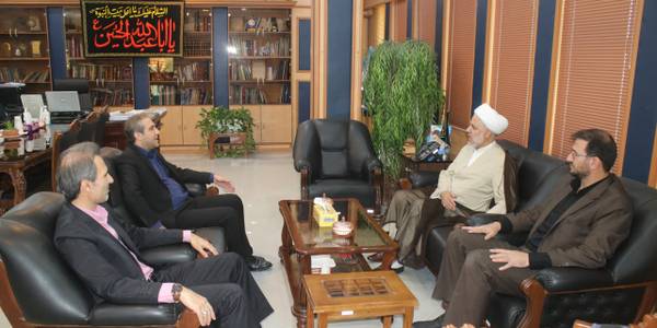 دیدار امام جمعه ، دادستان و رییس دادگستری با فرماندار ویژه شهرستان ساوه به مناسبت هفته دولت