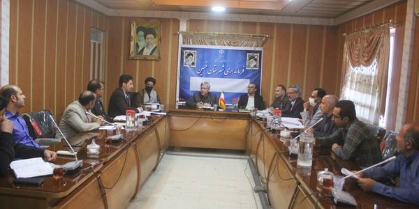 جلسه هماهنگی تعیین تکلیف ساخت و سازهای اطراف بقعه شاهزاده ابوطالب خمین برگزار شد