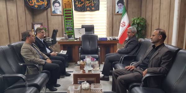 نشست مدیر کل ورزش و جوانان استان مرکزی با فرماندار شهرستان خمین برگزار شد