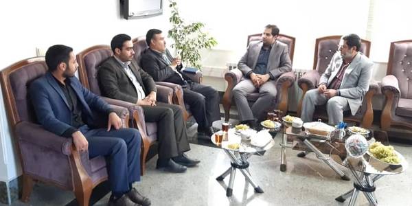 دیدار رئیس دادگستری شهرستان خنداب با فرماندار