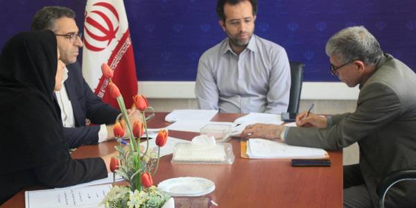 جلسه بررسی و تدوین دفترچه عوارض ملاک عمل دهیاری ها و شوراهای بخش در سال ۱۴۰۲