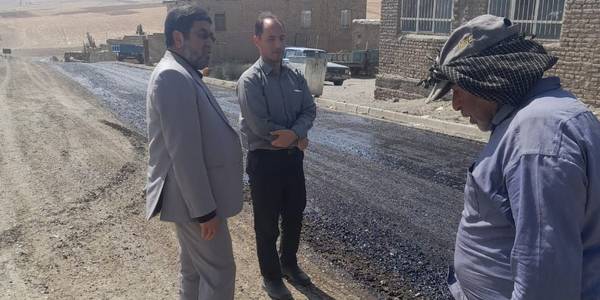 "" بازدید فرماندار خنداب از روستای کمر آب ""