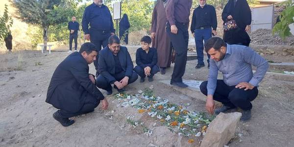 مادر شهید والا مقام رضا درودیان در شب اربعين حسینی به لقا الله پیوست.