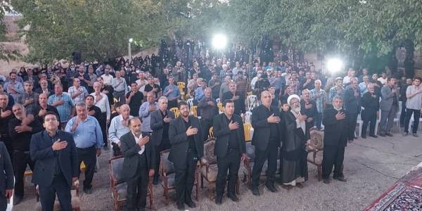 مراسم باشکوه محفل انس باقرآن وعزاداری در شب اربعین حسینی