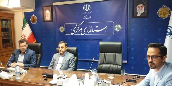 جلسه تامین مالی زنجیره ای و استعلام فاکتورهای الکترونیکی
جلسه ای به منظور بررسی آخرین وضعیت ، مسائل و مشکلات فرایند پرداخت تسهیلات از روشهای تامین مالی زنجیره ای و استعلام فاکتور الکترونیکی توسط بانک مرکزی به کلیه بانک های عامل با حضور معاون هماهنگی امور اقتصادی و توسعه منطقه ای استاندار و مدیران مربوطه برگزار شد.

سه شنبه ۲۹ شهریور ۱۴۰۱