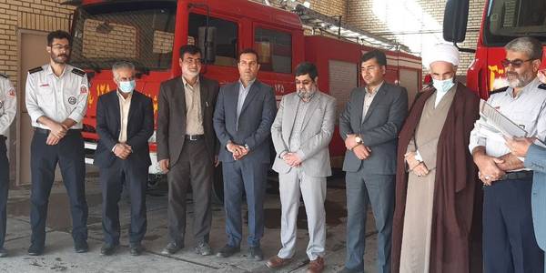 "تجلیل از آتش نشانان در شهرستان خنداب"