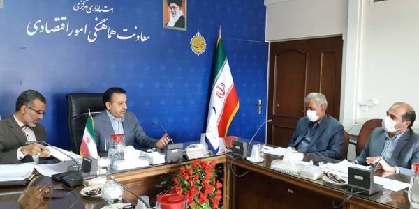 جلسه بررسی تسهیلات بخش کشاورزی به ریاست میرزاخانی معاون هماهنگی امور اقتصادی و توسعه منطقه ای استاندار و با حضور سرپرست دفتر هماهنگی امور اقتصادی و مدیران مربوطه برگزار شد.
در این جلسه در خصوص تامین تسهیلات سرمایه در گردش برای واحدهای پرورش دام و طیور بحث و تصمیمات لازم اتخاذ شد.

شنبه 9 مهر 1401