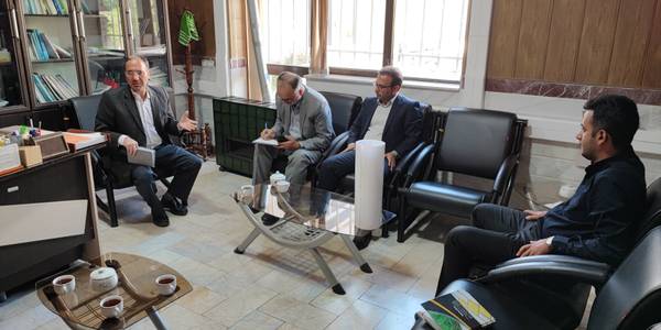 جلسه جابجایی برق روستاهای لریجان و نخجیروان