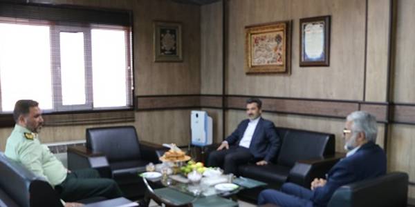 دیدار و نشست فرماندار شهرستان شازند با فرمانده انتظامی استان مرکزی