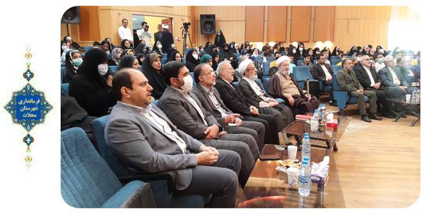 مراسم تکریم حافظان مهد قرآن در محلات برگزار شد.