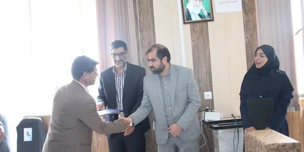 💢 مراسم تودیع و معارفه رییس جدید اداره بهزیستی شهرستان فراهان با حضور آقازیارتی فرماندار و زیدوند سرپرست بهزیستی استان مرکزی برگزار گردید.