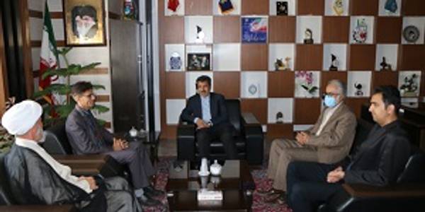 دیدار و نشست فرماندار شهرستان شازند با رؤسای دانشگاه آزاد اسلامی واحد شازند و آستانه