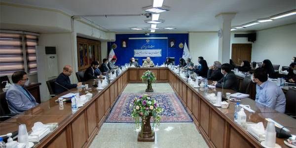 شهردارانی که وظایف حوزه جمعیتی را انجام نمی دهند مسئولیت را تحویل دهند