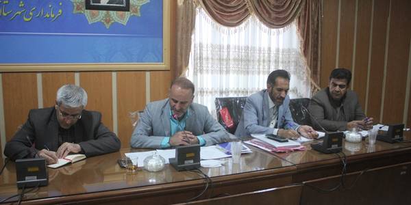 جلسه ستاد مدیریت بحران شهرستان خمین برگزار شد.