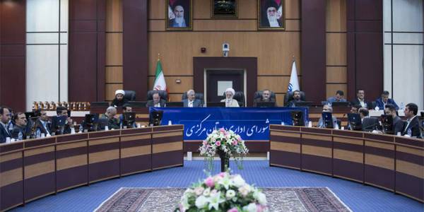 جلسه شورای اداری استان مرکزی با حضور آیت اله دری نجف آبادی نماینده ولی فقیه در استان و استاندار مرکزی وفرماندهی سپاه استان ، معاونین استاندار ،  فرماندار اراک ومدیران دستگاه‌های اجرایی در استانداری مرکزی برگزار شد.