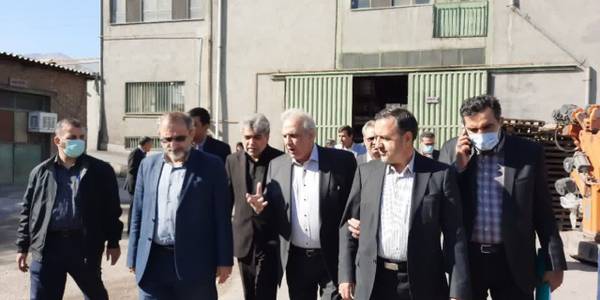 بازدید استاندار مرکزی ودکتر هادی فرماندار اراک از کارخانه های صنعتی اراک