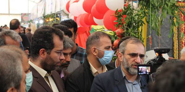 بازدید از غرفه های فرآوری محصولات انار شهرستان ساوه