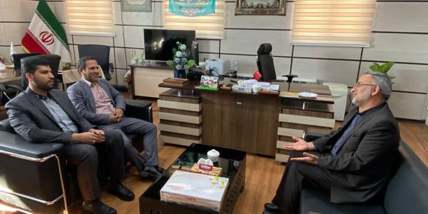 دیدار رئیس دادگستری و دادستان عمومی و انقلاب شهرستان با سرپرست فرمانداری شهرستان دلیجان