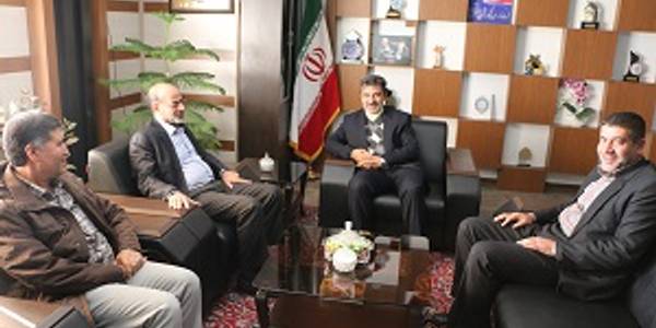 دیدار فرماندار شهرستان شازند با مشاور استاندار و مسئول هماهنگی امور ایثارگران استانداری مرکزی