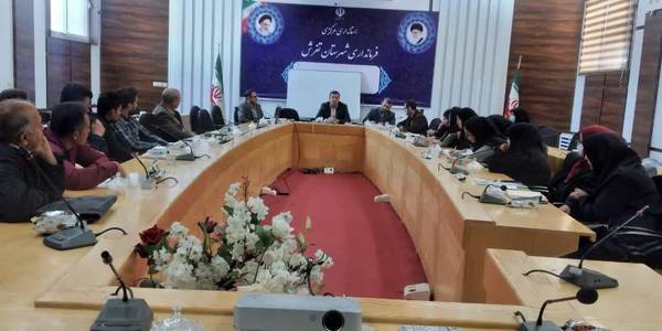 کارگاه آموزشی بودجه نویسی و جمعداری اموال دهیاری ها با حضور محسن درودیان بخشدار مرکزی و دهیاران بخش مرکزی در محل فرمانداری تشکیل گردید.
در این جلسه همچنین ضوابط قانونی در خصوص امور مالیاتی توسط کارشناس اداره امور مالیاتی شهرستان تبیین گردید.