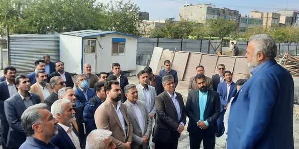 بازدید شهرداران و روسای شوراهای اسلامی از زایر سرای مشهد